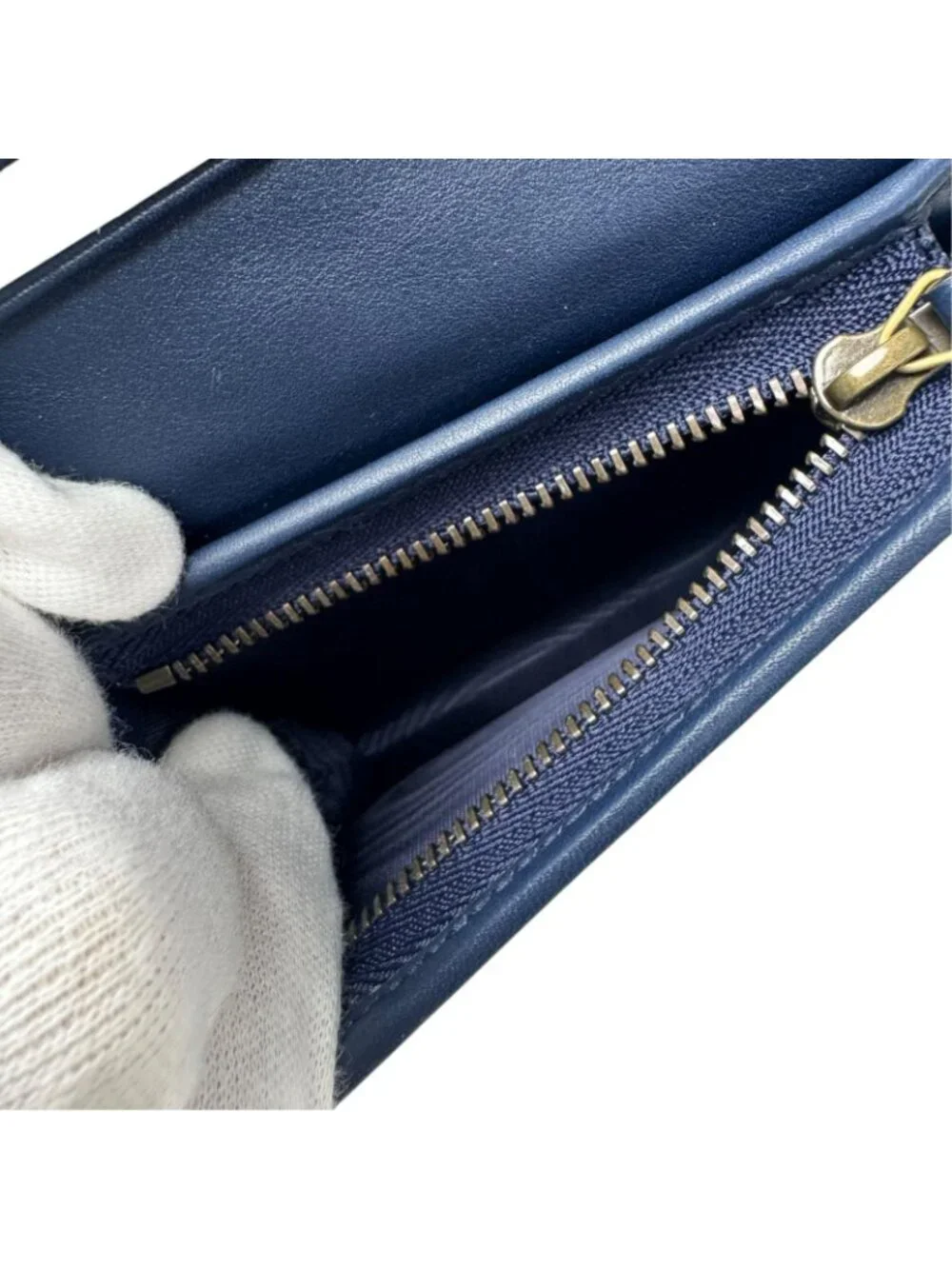 Gucci Zumi Flora Bifold Wallet Compact